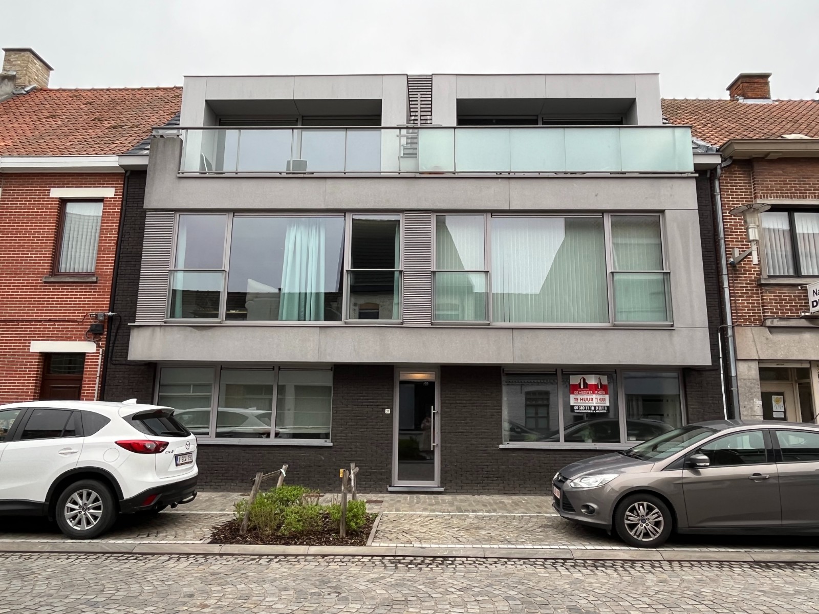 Modern 2-slaapkamerappartement nabij centrum - photo 2