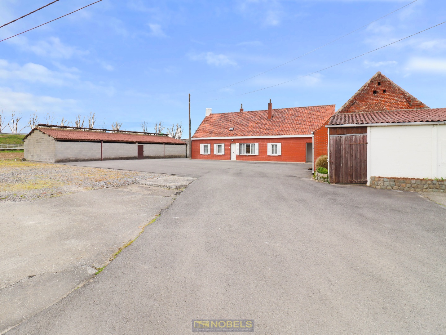 Te koop, boerderij met aanhorigheden en weides op rustige ligging te Zwevegem - photo 4