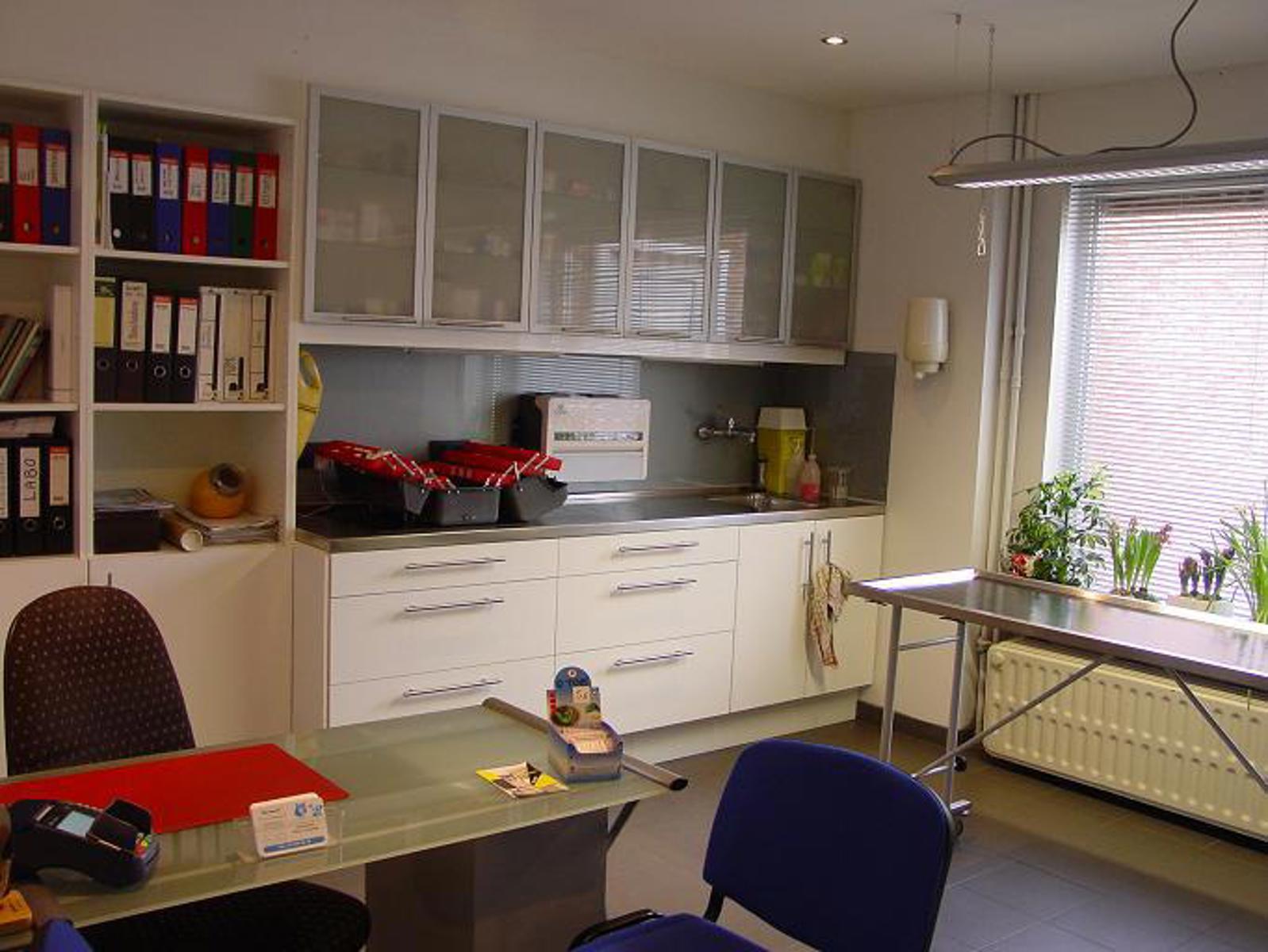 Te huur: praktijkruimte in Kapellen - foto 3