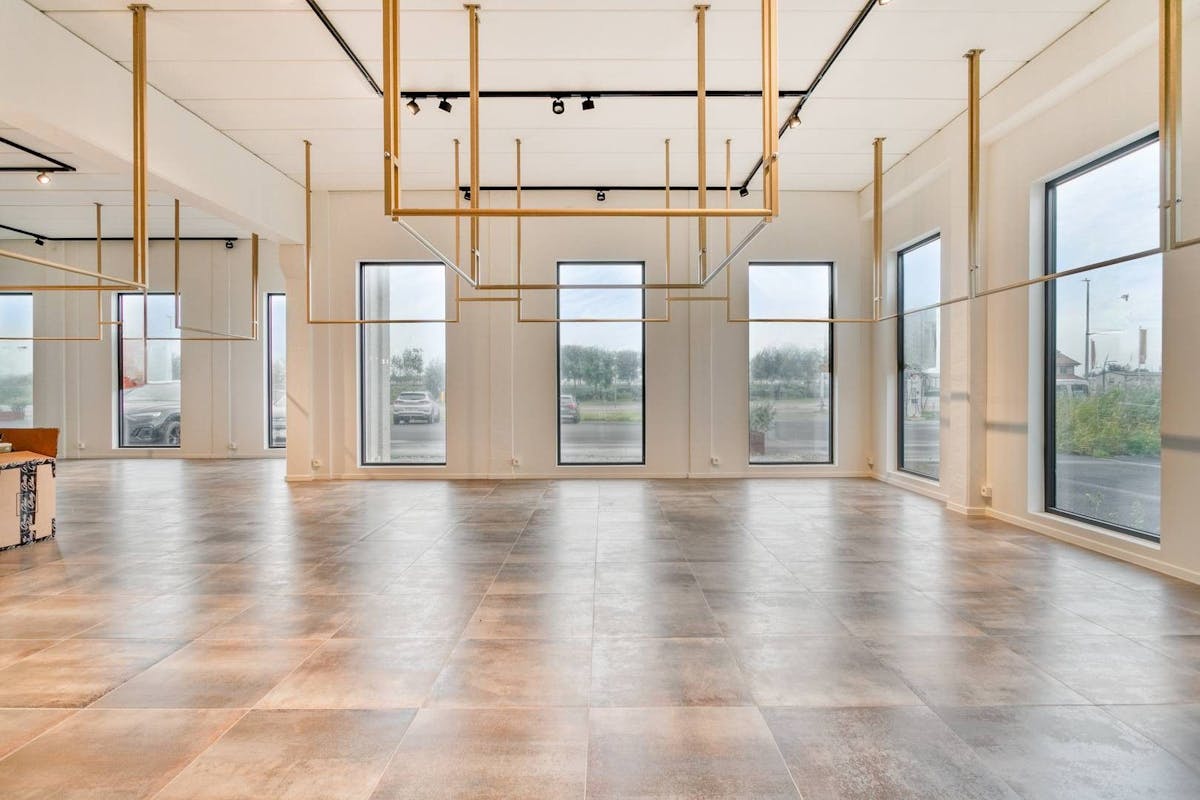 Stijlvol handelspand met tal van mogelijkheden (482m²) te koop - foto 4