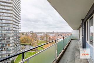 Dit te renoveren appartement bevindt zich in de residentie Ter Leie, met zicht op het Groenevalleipark. Dankzij deze uitstekende ligging geniet u...