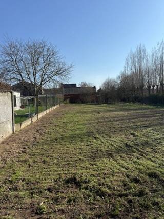 Op zoek naar een bouwgrond op een centrale ligging met alle voorzieningen binnen handbereik? Deze bouwgrond in het centrum van Ingelmunster biedt...