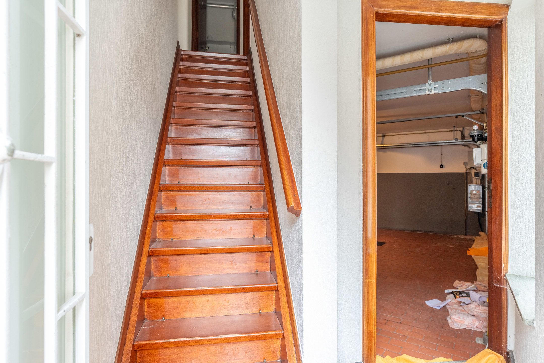 Te renoveren woning mét 1 slpk en garage op toplocatie te Turnhout - foto 4