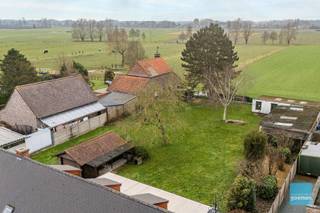 Te koop te Berlare! Landelijke woning op perceel van bijna 15are!Deze grond heeft ook een positief advies van de gemeente voor 2 OB of 2...