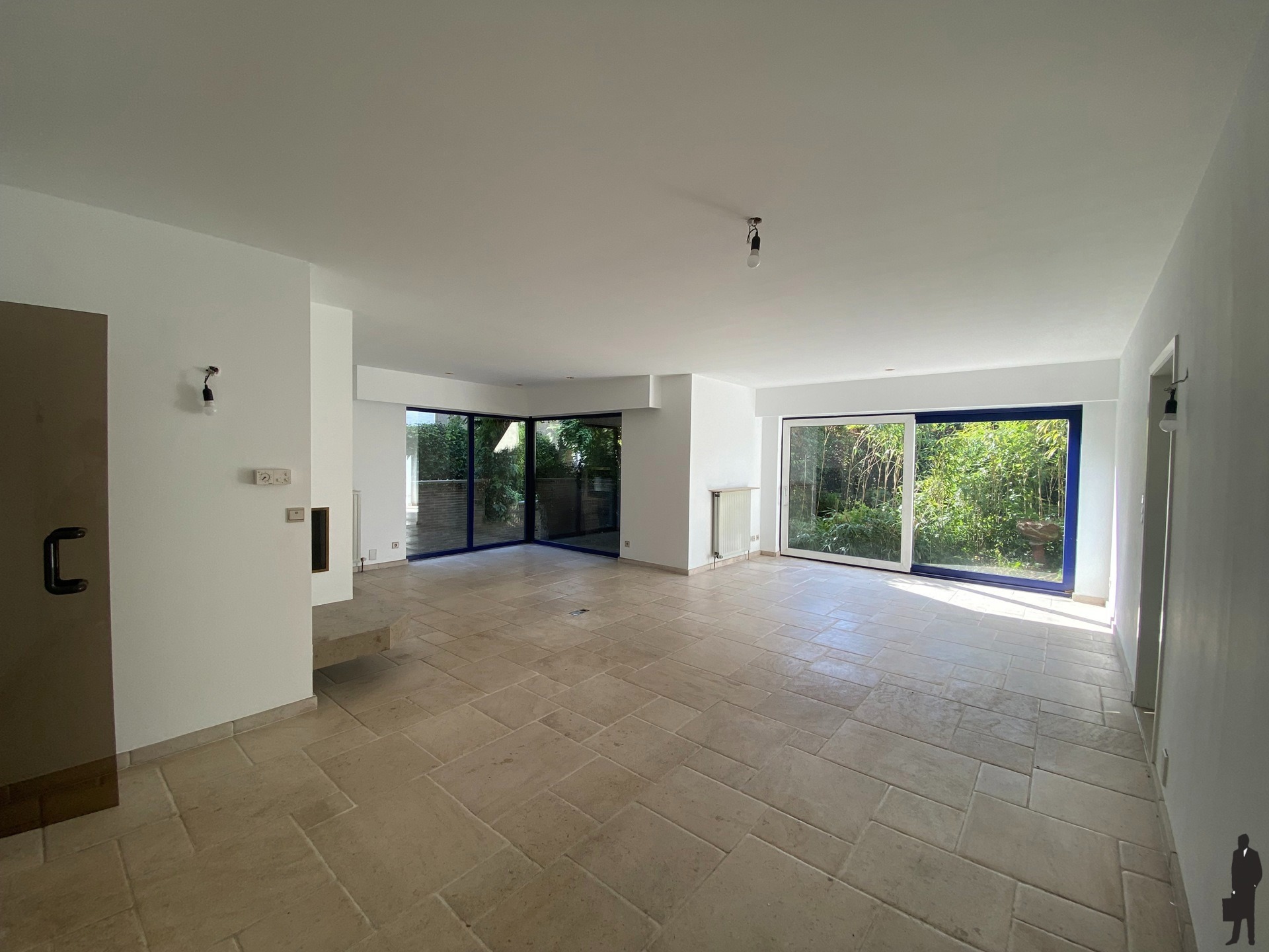 Ruim gelijkvloers 3 slaapkamer appartement nabij het centrum van Baarle -Hertog. - foto 4