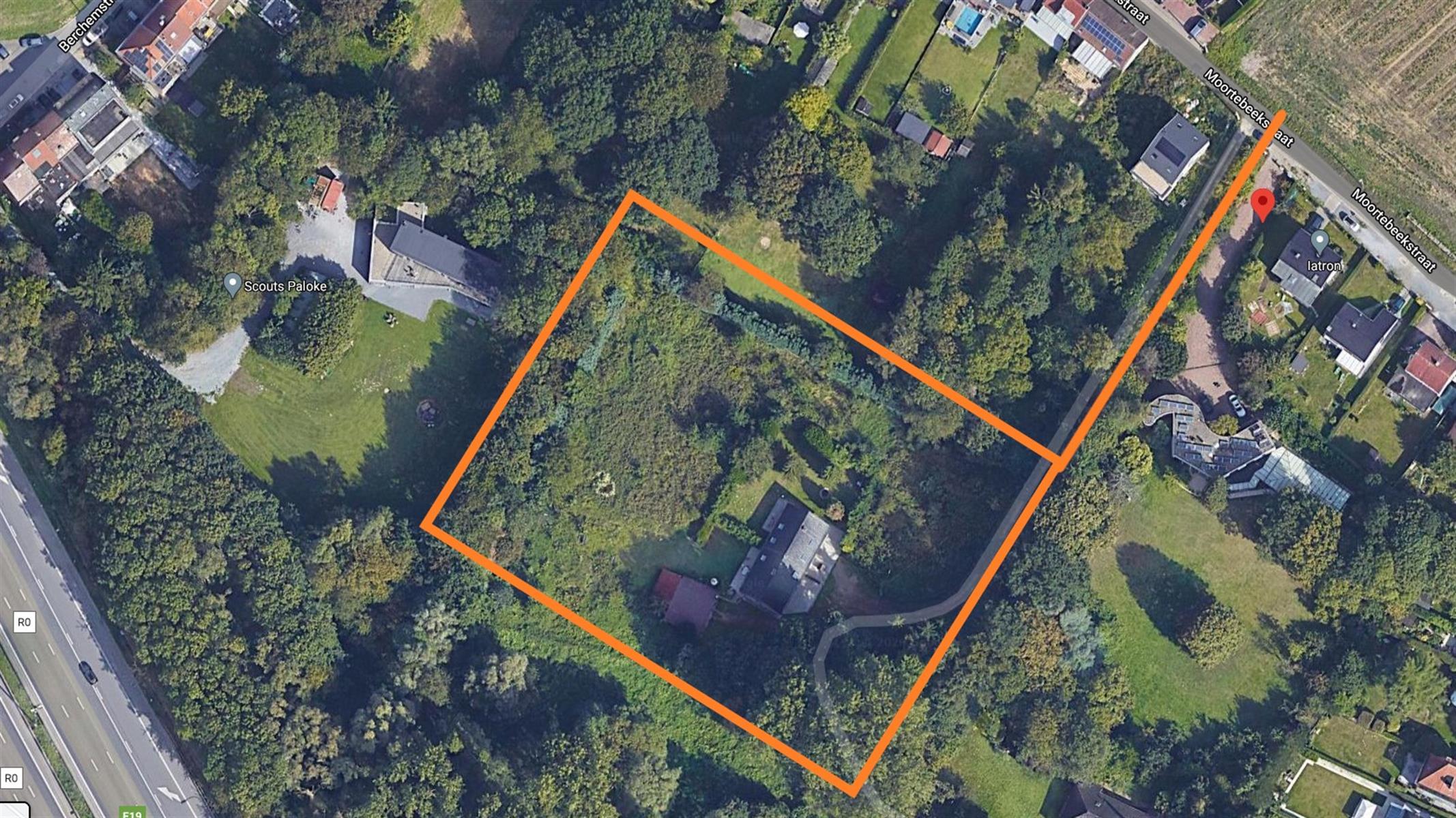 Maison double avec allée privée sur un terrain de 62a34. - photo 3