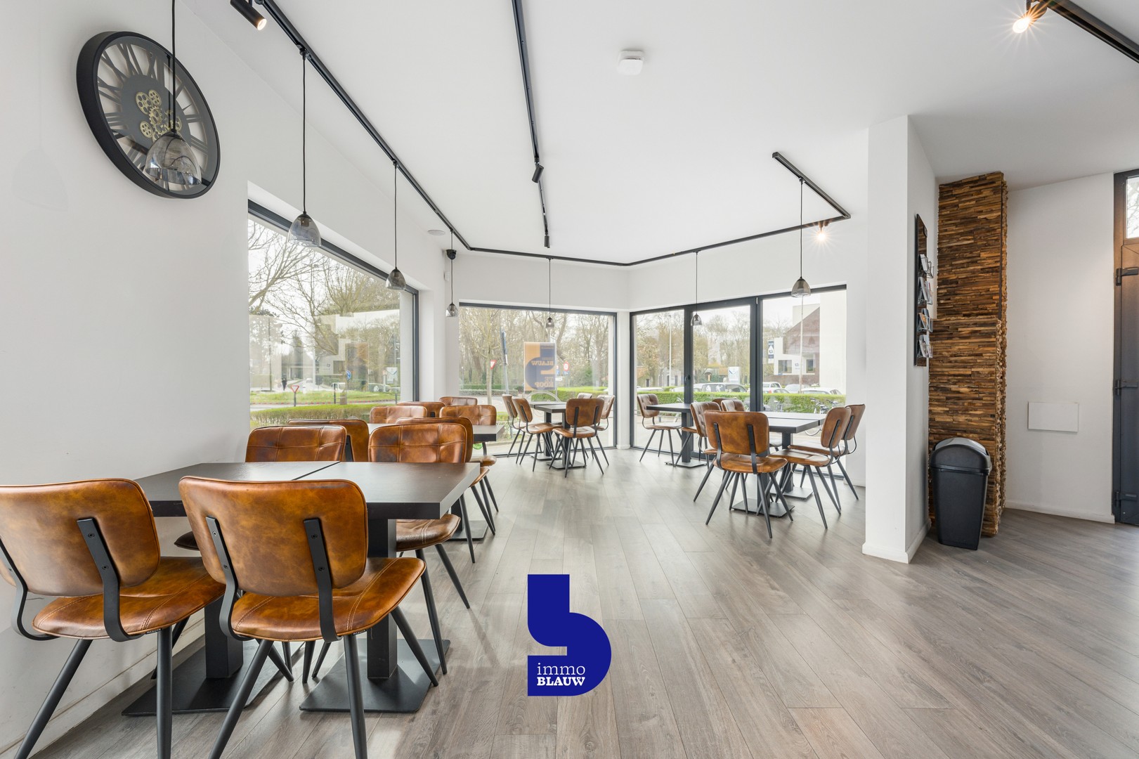 Toplocatie: Handelspand met garage en ruim appartement boven - foto 3