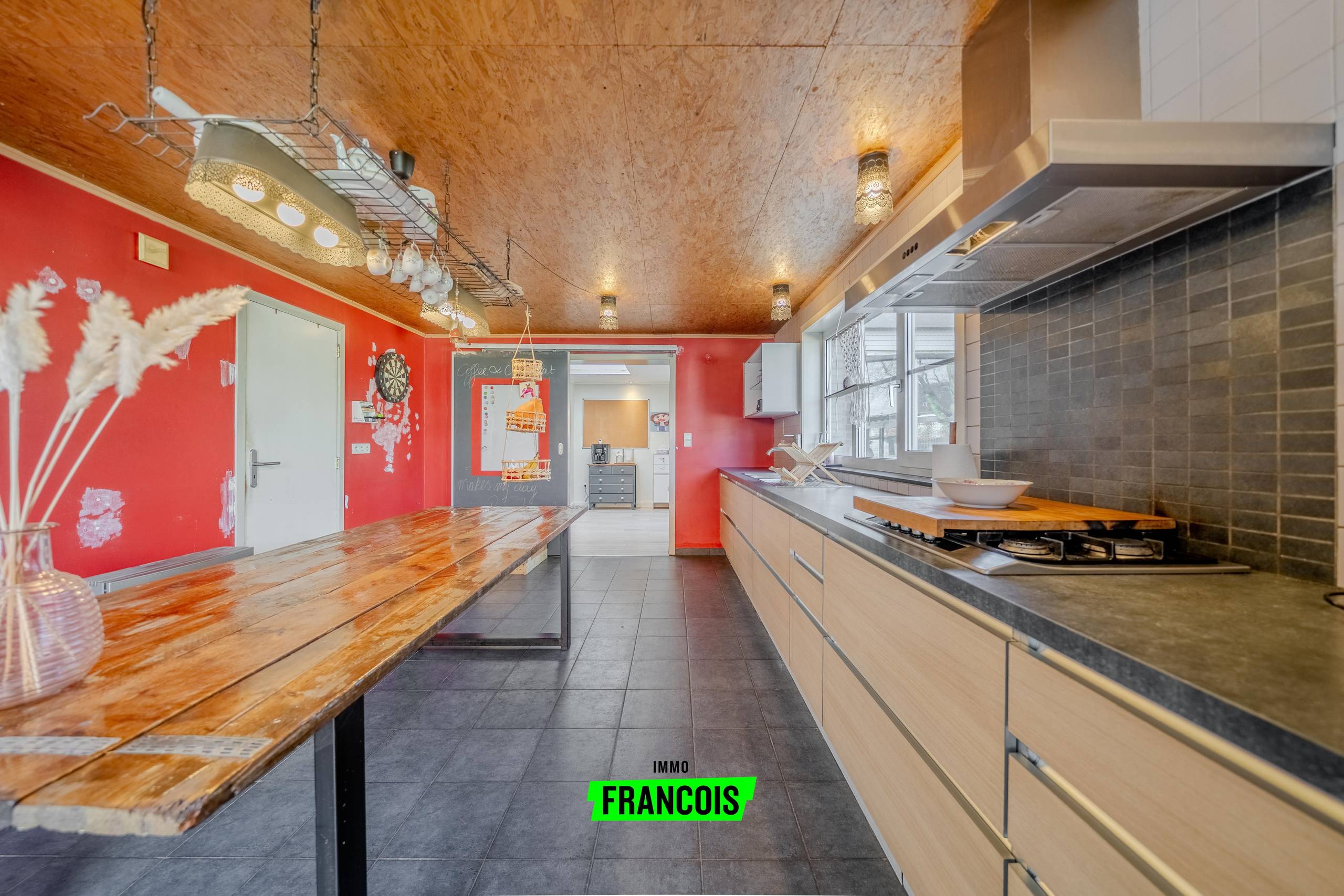 Instapklare woning met 3 slaapkamers en carport in Zarren te koop! - foto 5