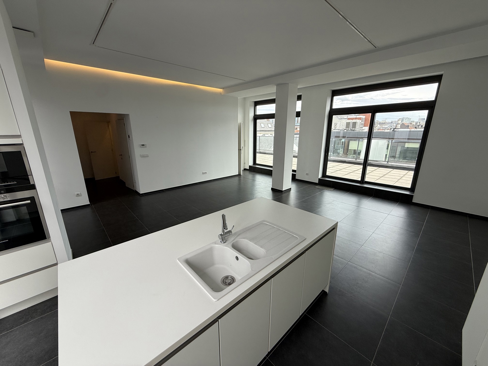 Apartment for rent in Brussels with 1 bedroom - photo 4