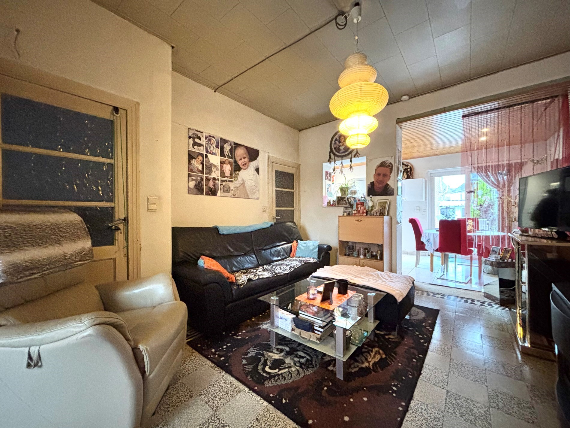 Op te frissen rijwoning met tuin, vernieuwde ramen en geïsoleerd dak. - foto 5