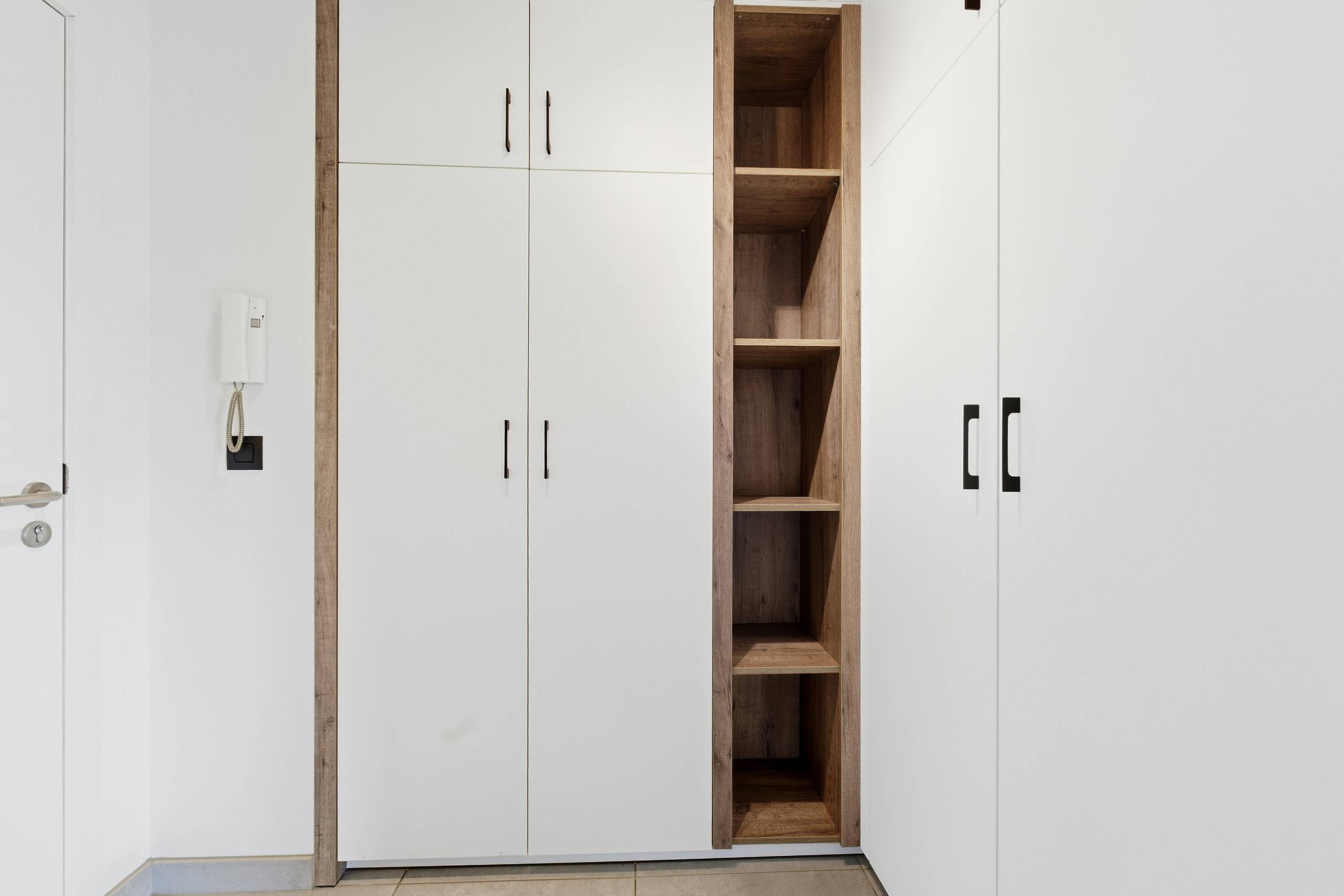 Kwalitatief gerenoveerde studio in Diksmuide - foto 4