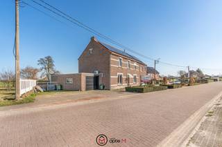 Ben je op zoek naar een ruime woning te koop in Bilzen-Hoeselt, Waltwilder waar je rust, ruimte en mogelijkheden combineert? Dan is deze...