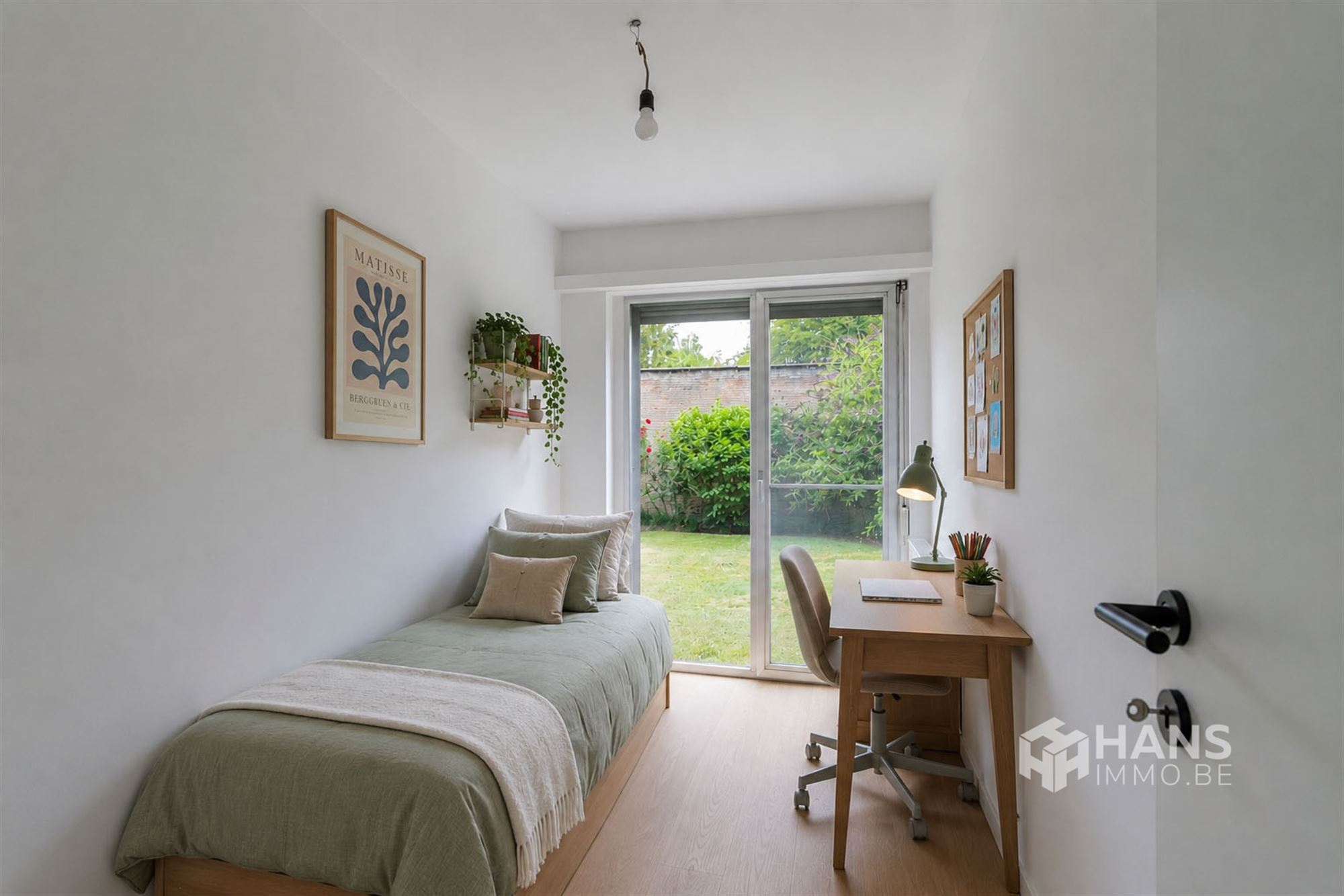 Gerenoveerd appartement (73m²) met 2 slaapkamers, garage en tuin in Boechout - foto 4