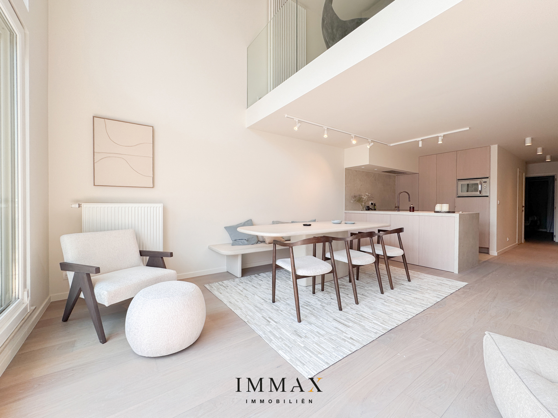 Fenomenaal gerenoveerd mezzanine-appartement met 4 SLK en ruim terras dichtbij de zee - foto 1