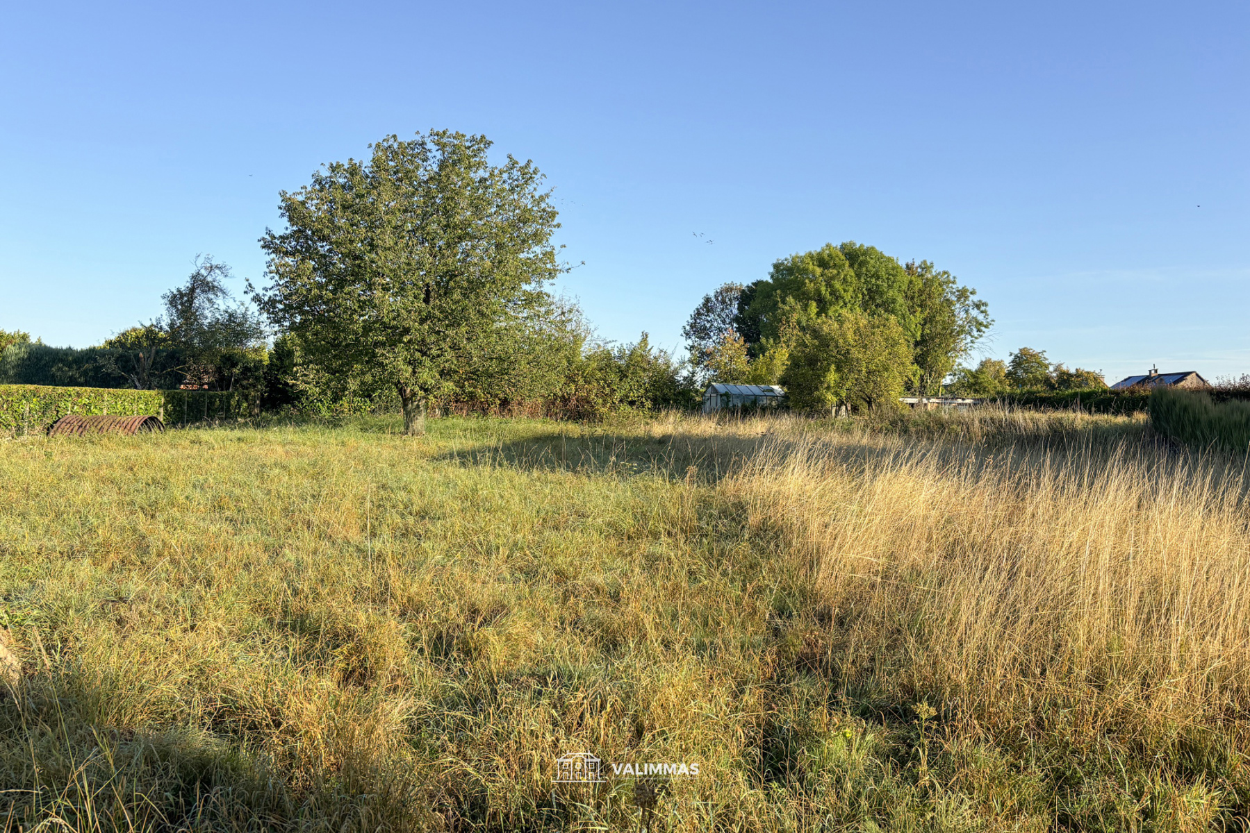 Landelijk gelegen bouwgrond voor een ruime driegevelwoning - foto 2