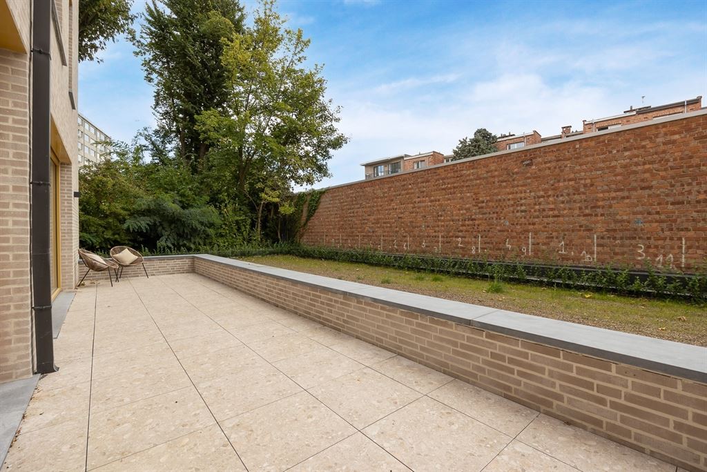 Luxueus gelijkvloers app met ruime tuin - foto 5