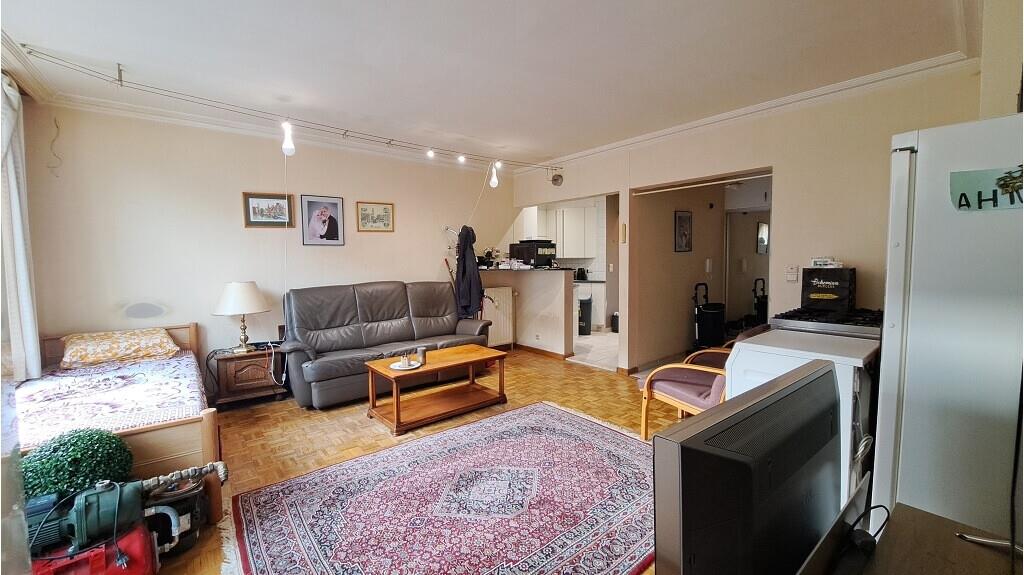 Ruim en lichtrijk 2-slaapkamerappartement met Garage te koop in Brugge - foto 5