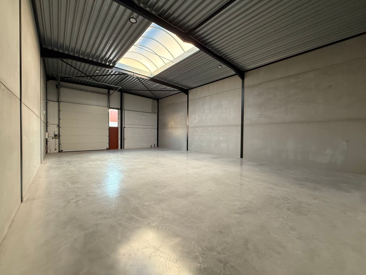 210 m² NIEUWBOUW KMO-UNIT GELEGEN OP 2 KM VAN DE R4 EVERGEM - foto 5