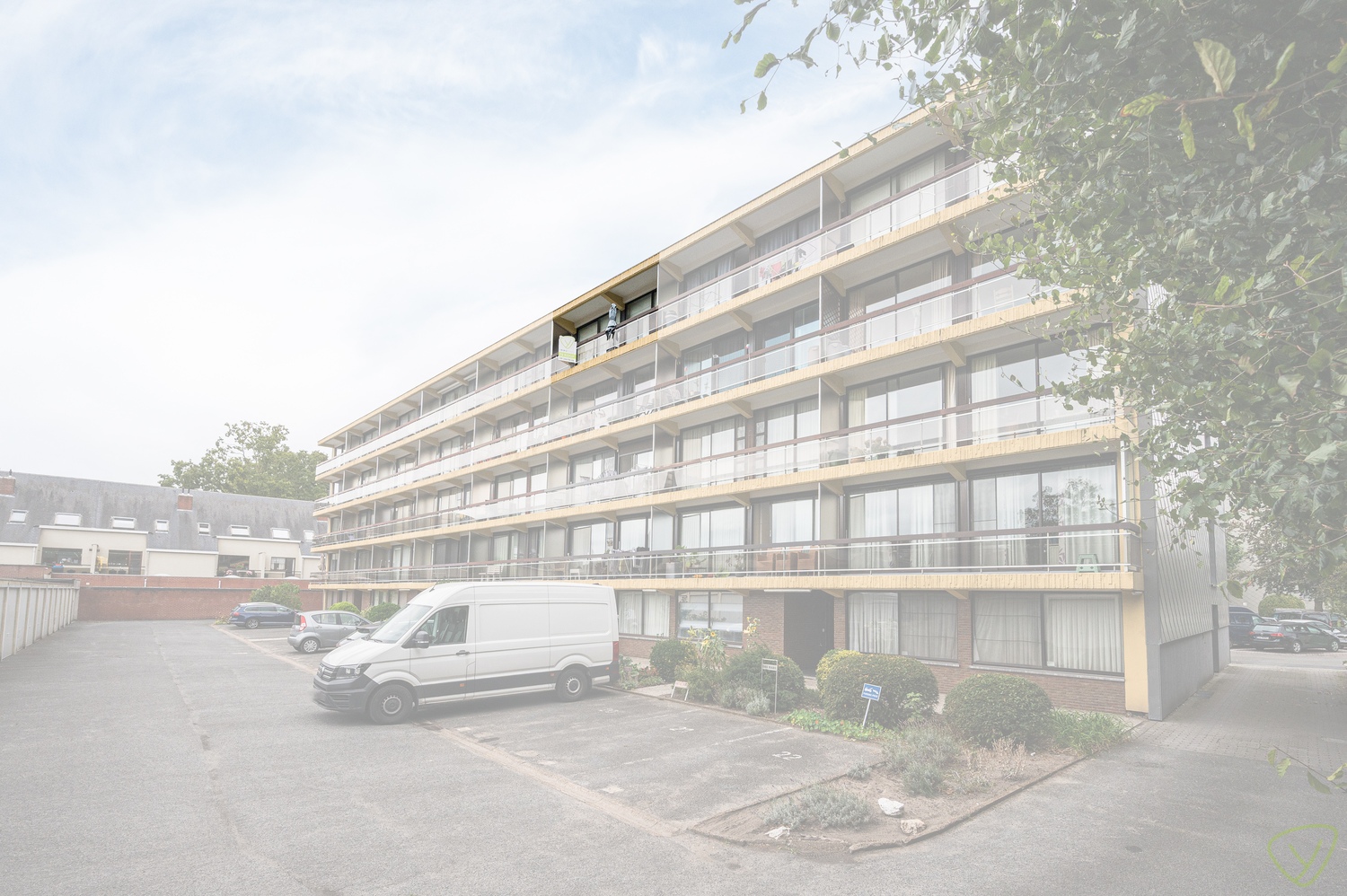 Lichtrijk appartement met twee terrassen en prachtig vergezicht in Eeklo - foto 2