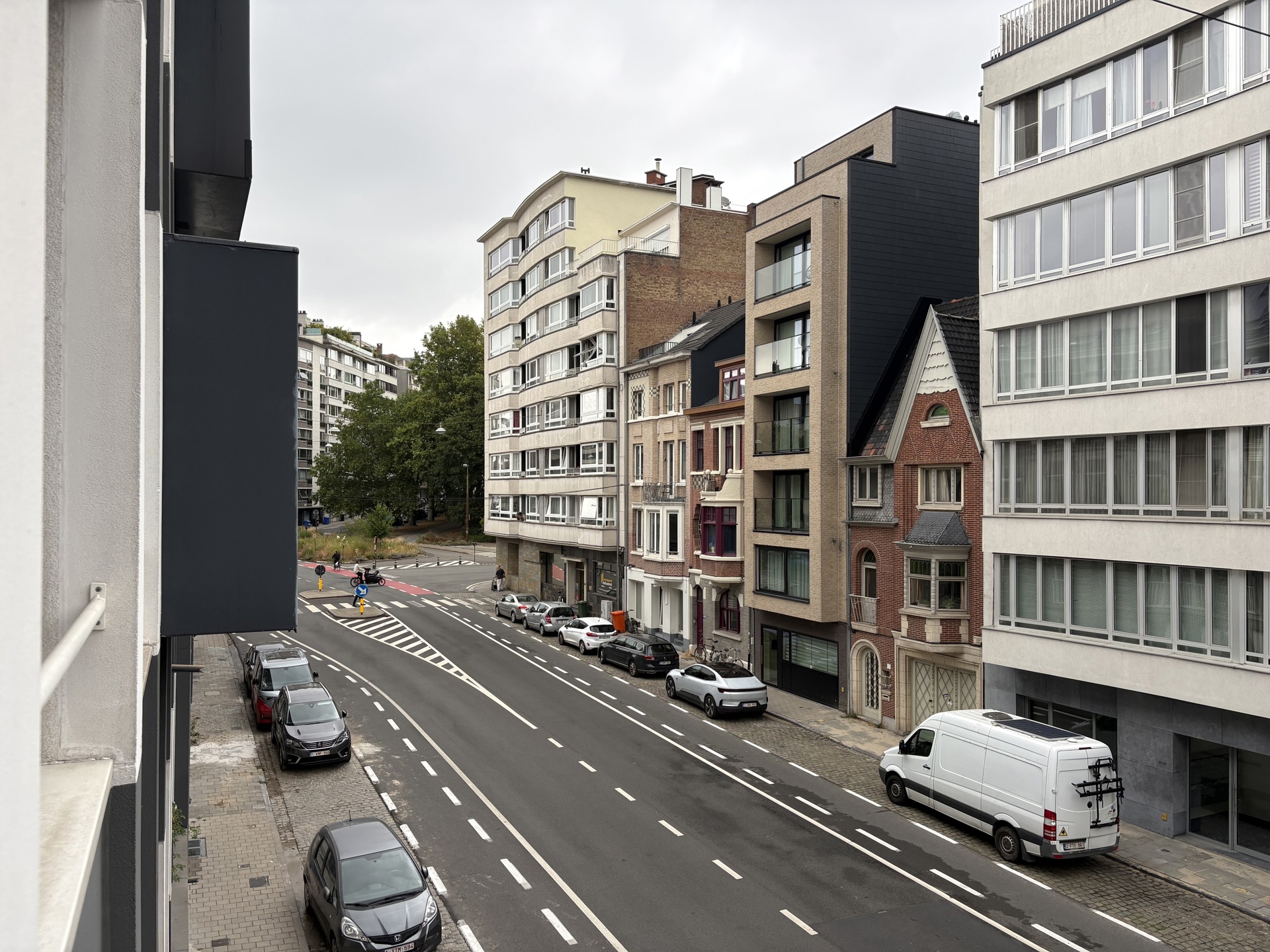 2-slpk app met staanplaats te huur nabij Sint-Pietersstation - foto 4