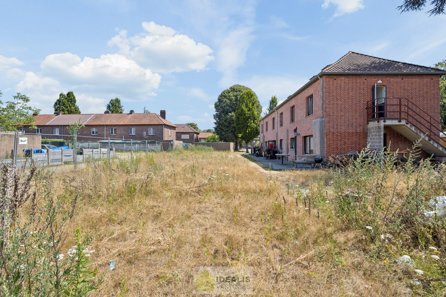 IDEALIS VASTGOED – PROJECTGROND VOOR DE REALISATIE VAN 10 1-SLPK APPARTEMENTEN MET TERRAS TUSSEN DE + -47M² EN + - 65M² BEWOONBARE OPPERVLAKTE, GELEGEN TE LINDEMAN (HEUSDEN-ZOLDER). ONDER VOORBEHOUD VAN HET VERKRIJGEN VAN EEN OMGEVINGSVERGUNNING VOOR STED - foto 4