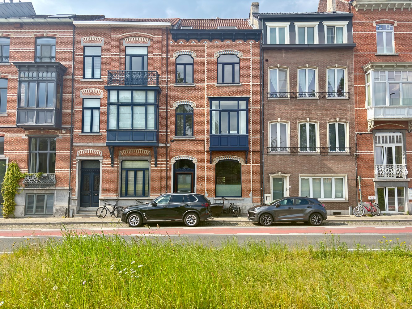 Herenhuis (±278 m²) te huur met 6 slaapkamers en stadstuin aan de Naamsevest ! - foto 1