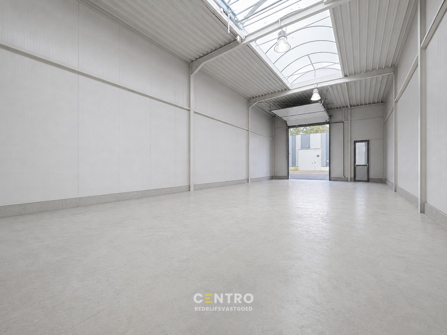 Instapklaar MAGAZIJN (182m²) TE KOOP met alle voorzieningen en 2 private parkeerplaatsen voor de deur te Brugge (Sint-Michiels), Ten Briele. Geen WVI! - foto 4