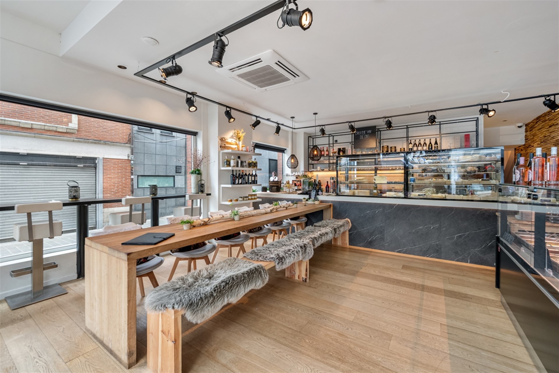 Verhuurde handelszaak vlakbij Grote Markt Aalst - foto 3