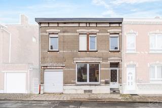 We Invest Liège et Sébastien vous proposent cette maison 3 chambres à rénover située à Alleur.Ce bien offre un beau potentiel pour celles et ceux qui...