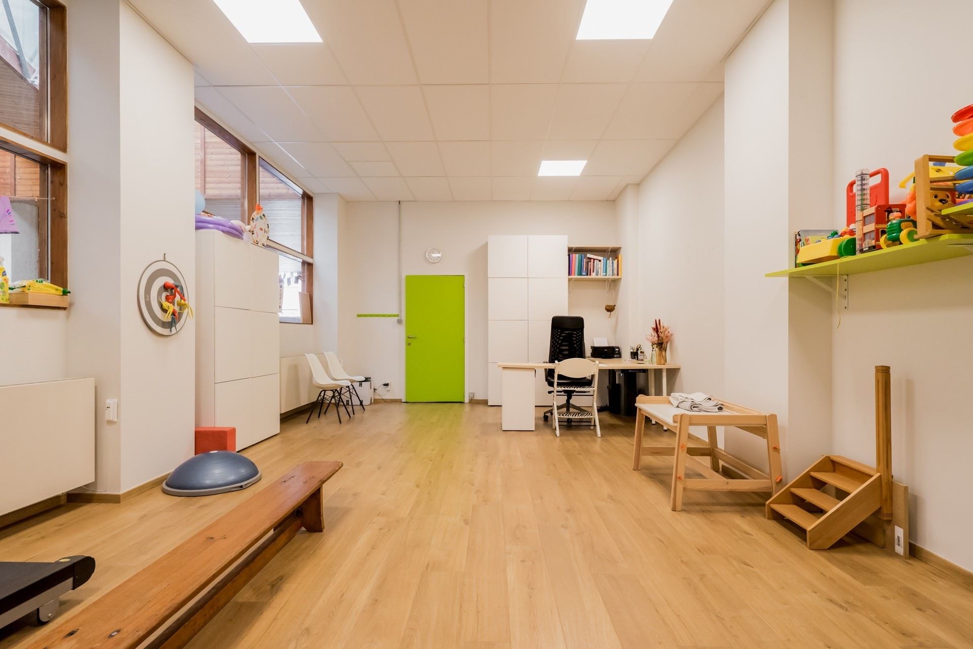 Exceptional commercial property with versatile possibilities near the center of Mechelen - photo 2