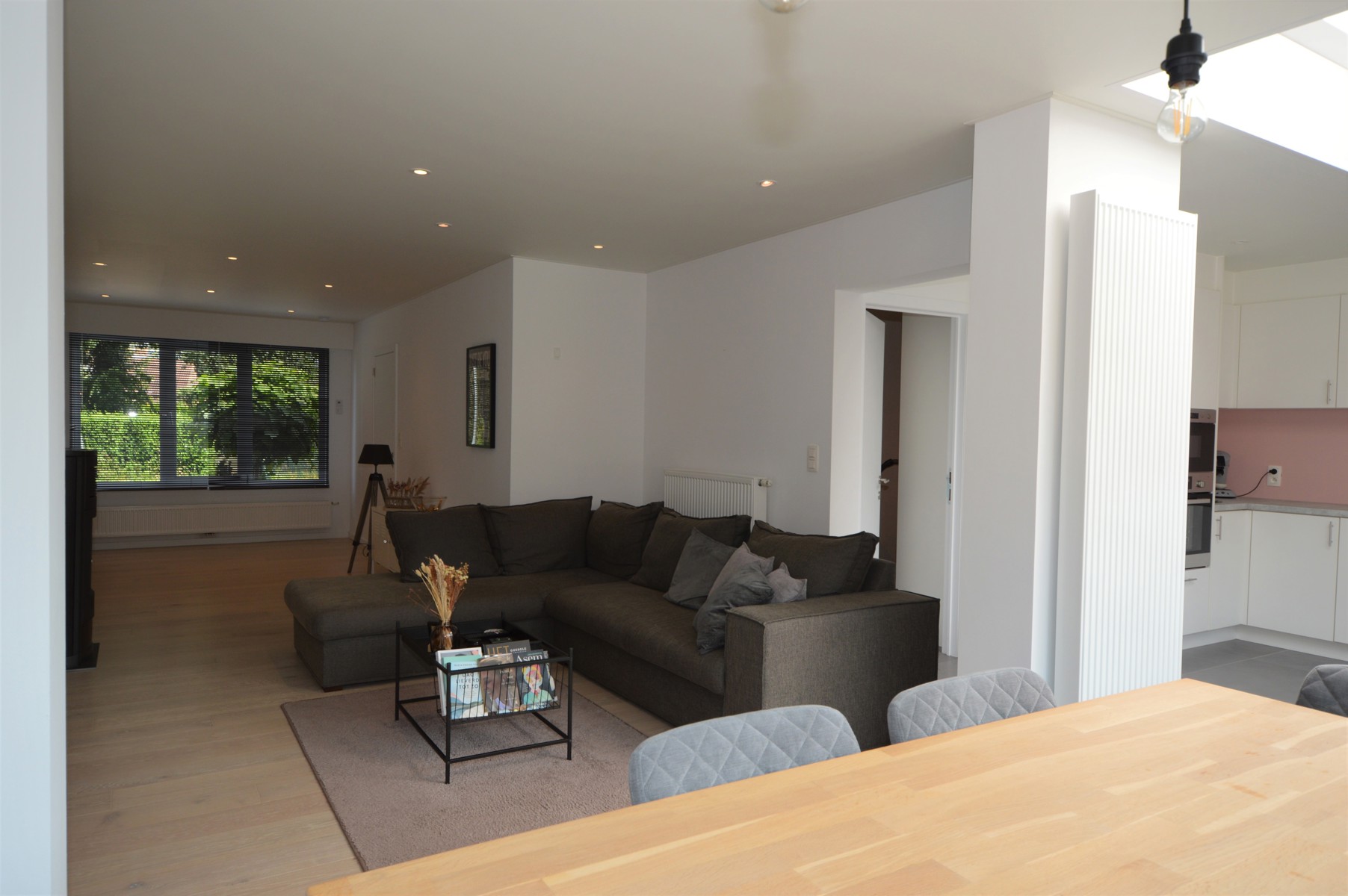 Knappe moderne woonst met 3 slp., &amp; een bew. opp. van 205m². - foto 4