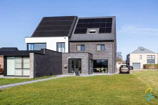 Te koop te Lede!Bent u op zoek naar een ruime, energiezuinige woning op een topligging met open zicht op de velden? Dan is deze eigendom precies wat...