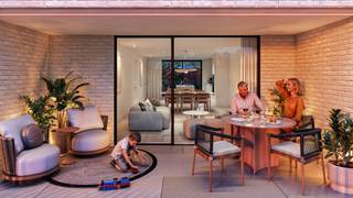 <p>Dit prachtig nieuwbouw duplexappartement van 163m² is gelegen op de tweede verdieping van Residentie Louise in het hart van Schepdaal. Dit energiezuinige appartement combineert comfort, ruimte en moderne architectuur op een toplocatie, ideaal voor gezinnen of wie graag volop van licht en ruimte geniet.</p>
<p>Het appartement is toegankelijk via de trap of lift en omvat een inkomhal met mogelijkheid vestiaire, een eerste slaapkamer, een moderne douchekamer, een apart gastentoilet en een praktische berging. De ruime leefruimte met open keuken vormt het hart van het appartement en wordt overspoeld door daglicht dankzij het grote schuifraam, dat direct toegang geeft tot het terras van 15m².</p>
<p>Via de trap in de woonkamer kom je op de bovenverdieping, waar een master bedroom, een tweede badkamer en een derde slaapkamer via een centrale nachthal bereikbaar zijn. Ook op deze verdieping is een berging voorzien, handig voor extra opslag.</p>
<p>Dankzij de centrale ligging in Schepdaal, op wandelafstand van winkels, scholen en openbaar vervoer, biedt dit duplexappartement het beste van rustig en groen wonen gecombineerd met alle voorzieningen binnen handbereik. Dankzij verschillende indelingsmogelijkheden kan het appartement bovendien volledig aangepast worden aan jouw woonwensen. Contacteer ons gerust om de opties persoonlijk te bekijken.</p>