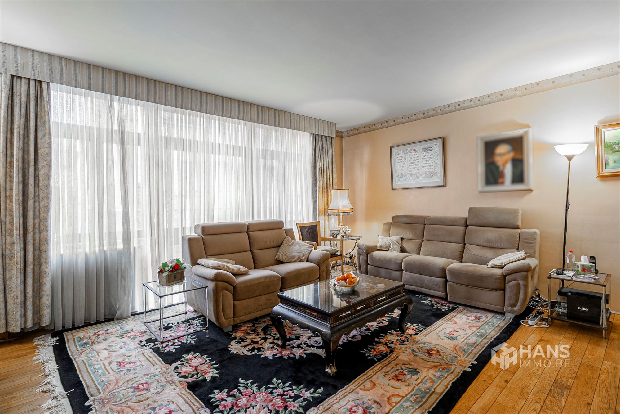 Ruime stadswoning (364 m²) met 7 slaapkamers, 3 badkamers en buitenruimte (30 m²) in Antwerpen (2018). - foto 2
