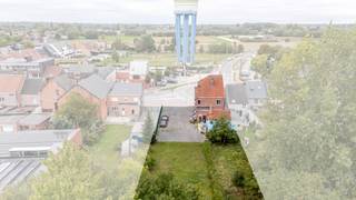 [[ DIT PAND NEEMT DEEL AAN DE ERA OPEN HUIZEN DAG OP 6/12 VAN 13:00 TOT 14:00 ]]Deze zeer ruime woning met groen uitzicht biedt een zee aan...