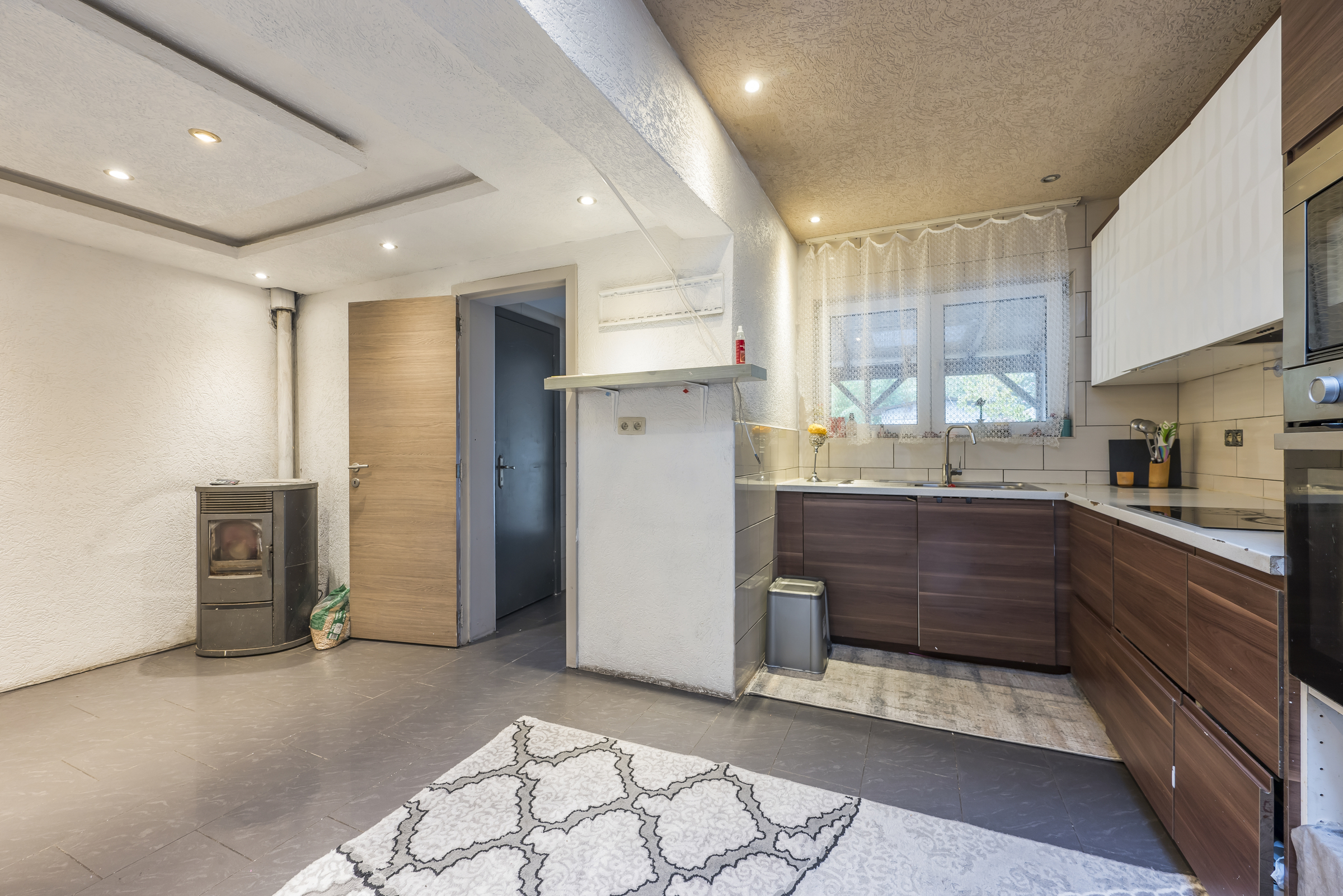 Woning met drie ruime slaapkamers in rustige wijk! - foto 5