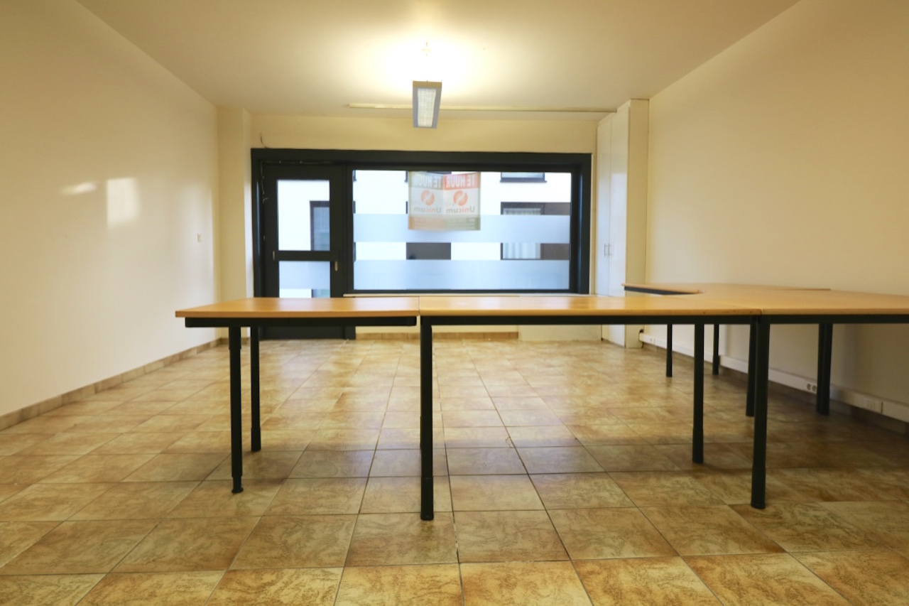 Commercial for rent in Eeklo - photo 4
