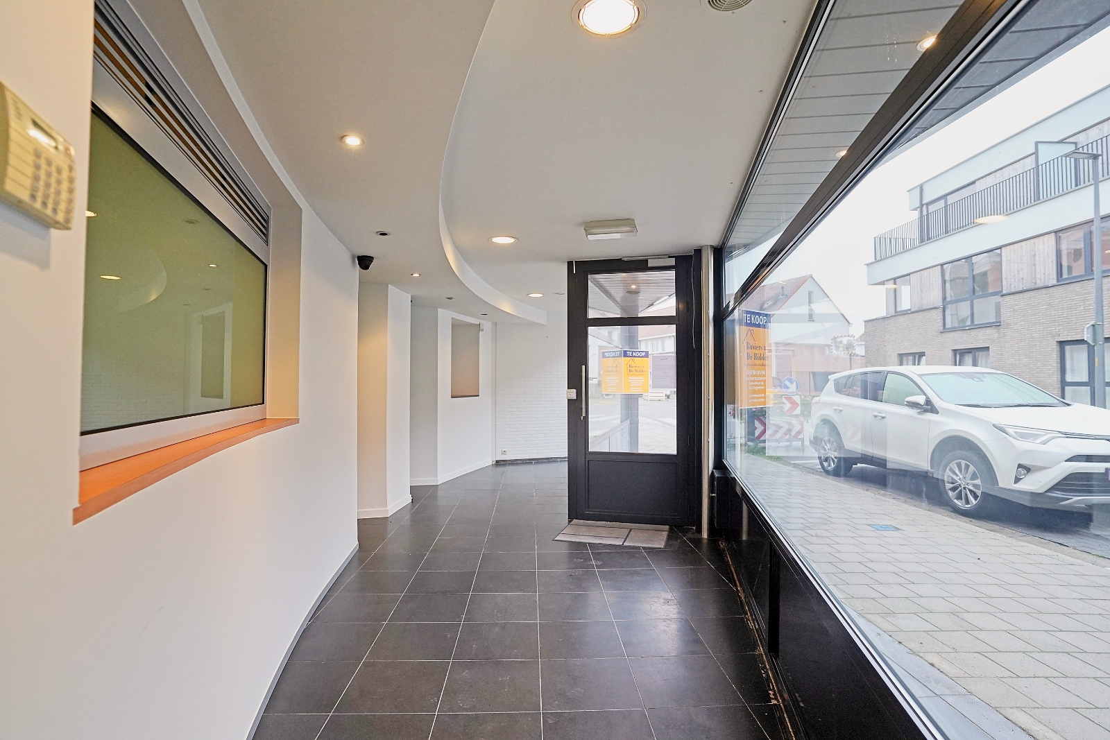 Commercial for sale in Sint-Amands - photo 3