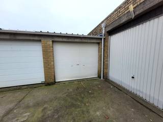 Garage for sale in Bruges
