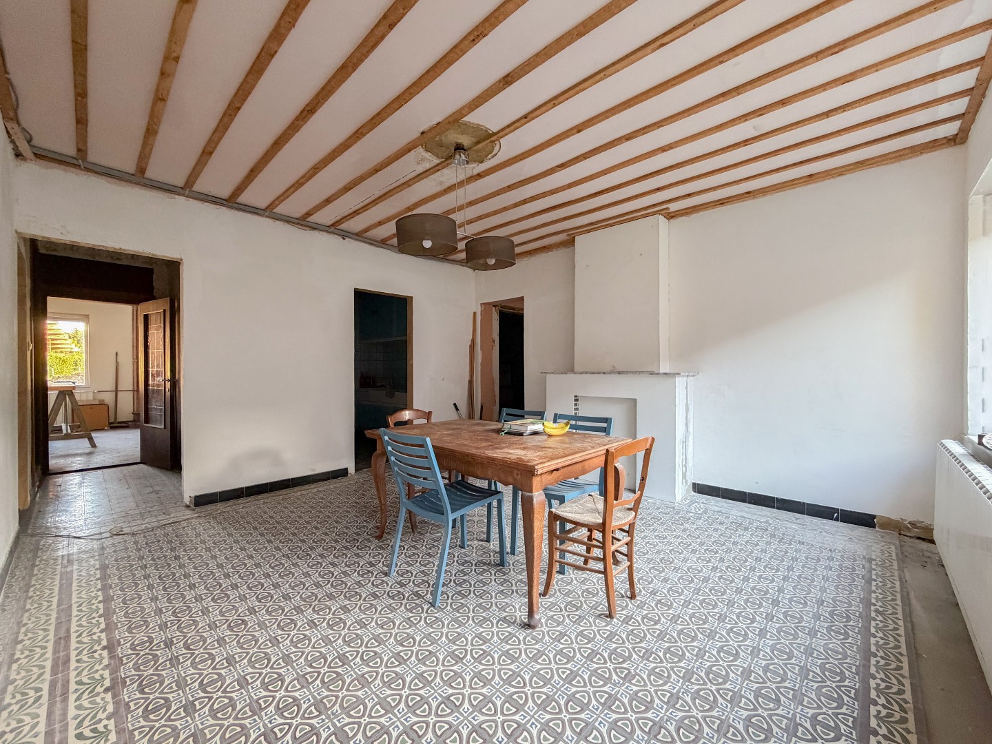 Te koop, Landelijke woning met bijgebouwen en veel potentieel te Ronse!!! - foto 5