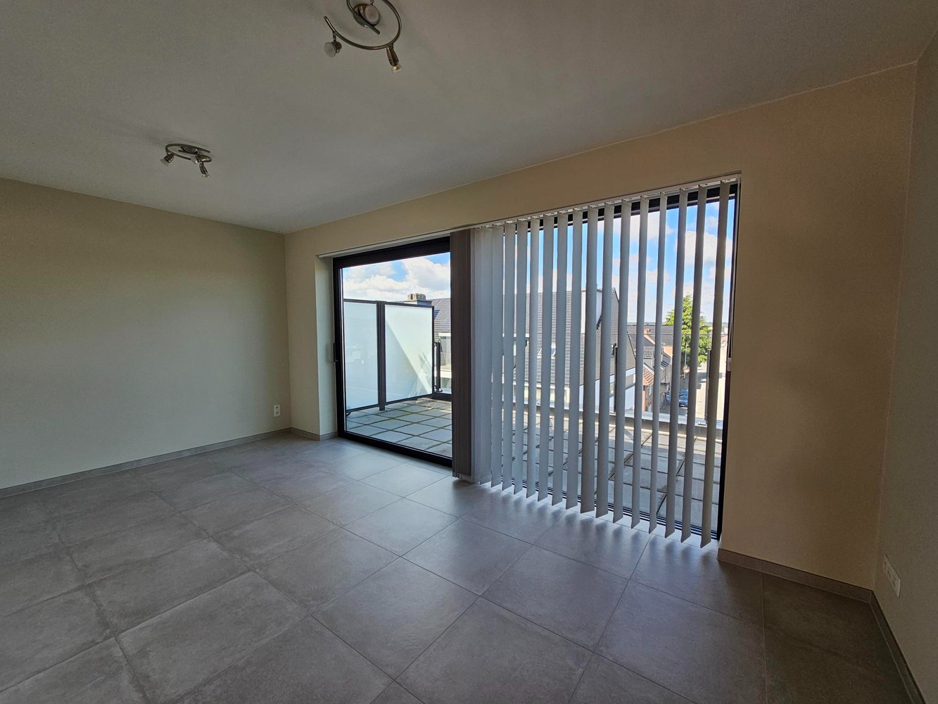 Appartement te huur in Maasmechelen met 1 slaapkamer - foto 3