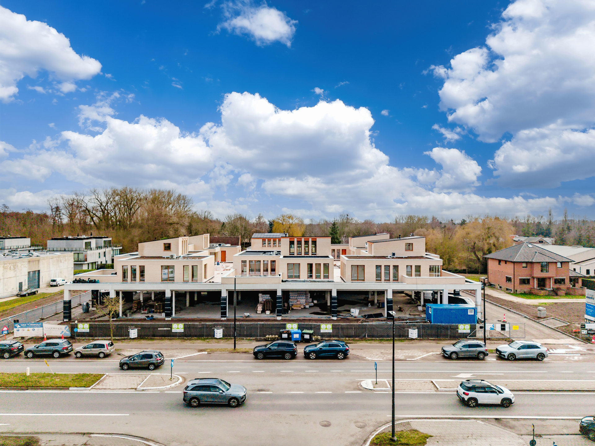 Handelsruimte met centrale ligging te Sint-Martens-Latem - foto 3