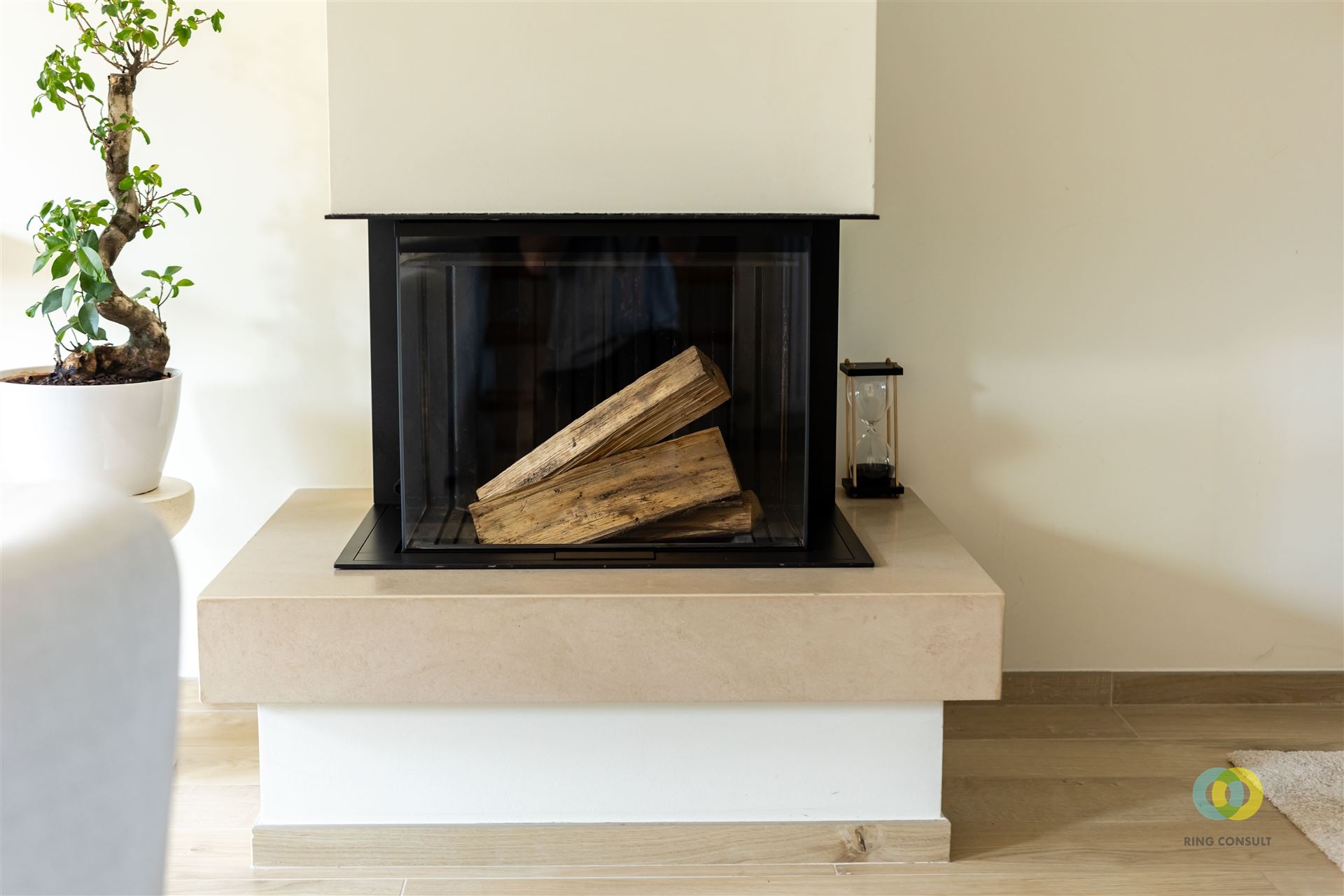 Recente woning met mooie oppervlaktes  - foto 3