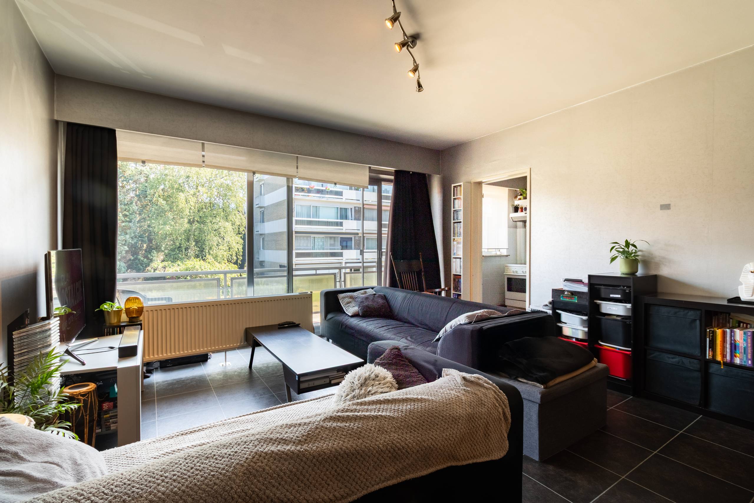 Appartement met 2 tot 3 slaapkamers en garagebox! - foto 3