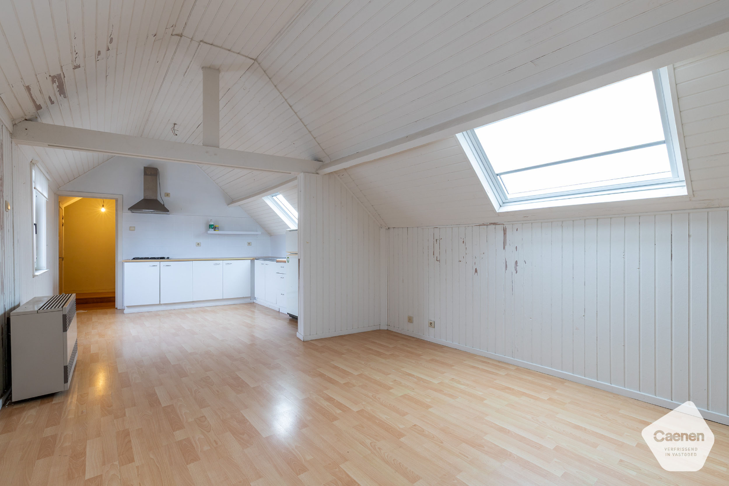 Te renoveren 2 slaapkamer appartement op een rustige locatie - foto 5