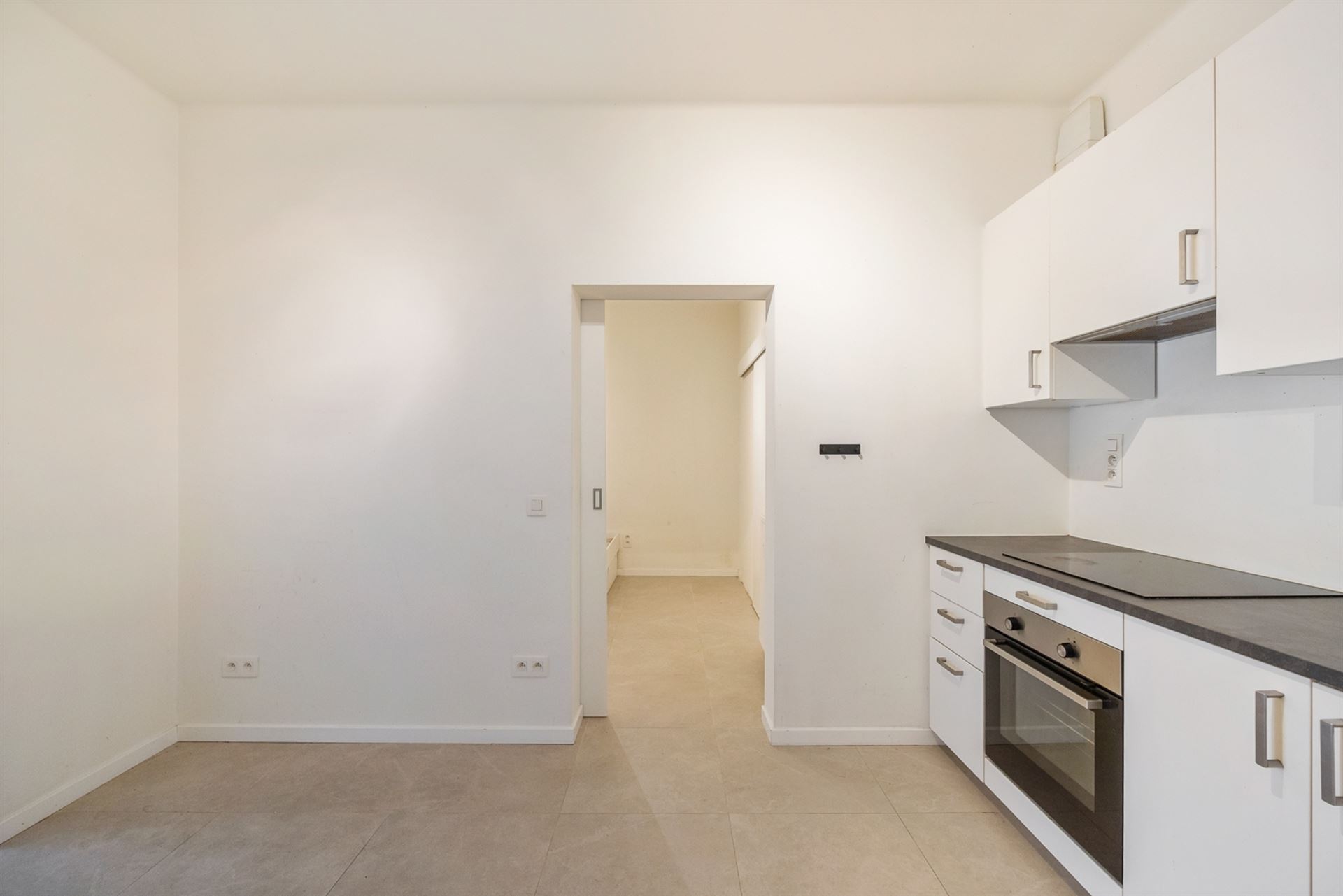 Appartement à louer à Anvers avec 1 chambre - photo 4