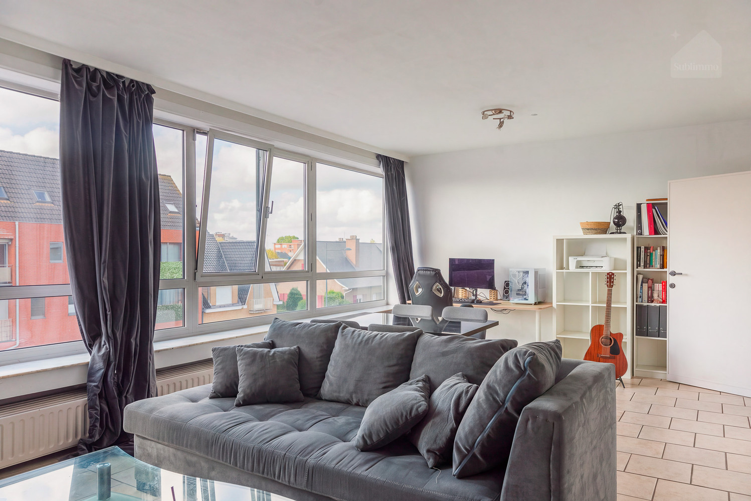 Ruim en instapklaar appartement met 2 slaapkamers, garage en centrale ligging in Tessenderlo - foto 4