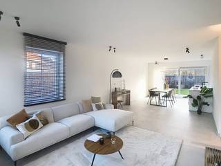 Deze volledig nieuwe en compleet afgewerkte halfopen woning bevindt zich in de Breydelhofwijk in Brielen, op een vijftal minuutjes van Ieper. Het...