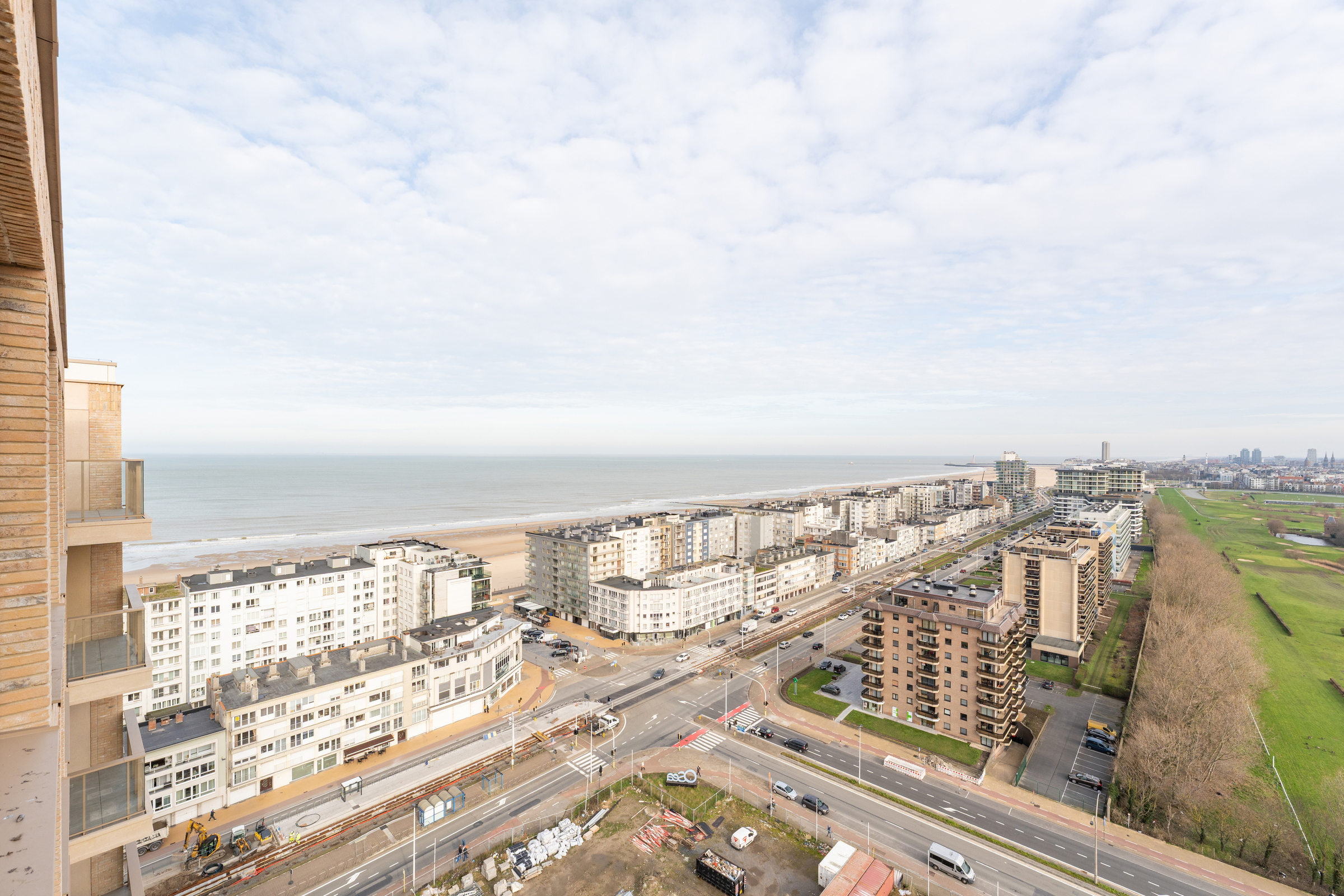 Hoekappartement met panoramisch zicht over Oostende te koop - foto 3