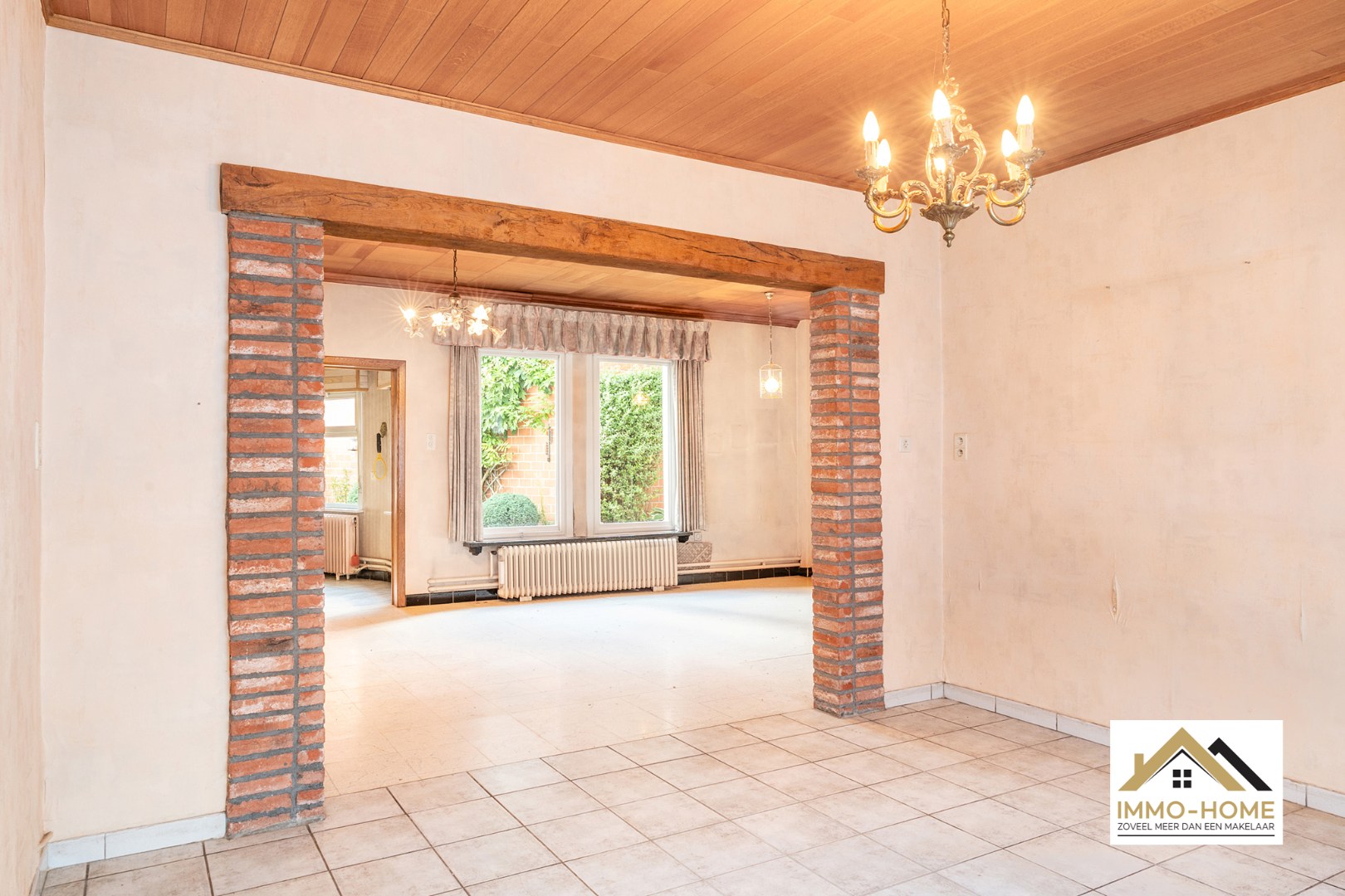Te renoveren woning met garage centrum Beervelde! - foto 4